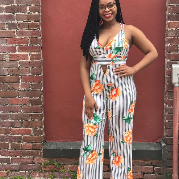 Summer Floral Jumpsuit - Picture 3 of 5